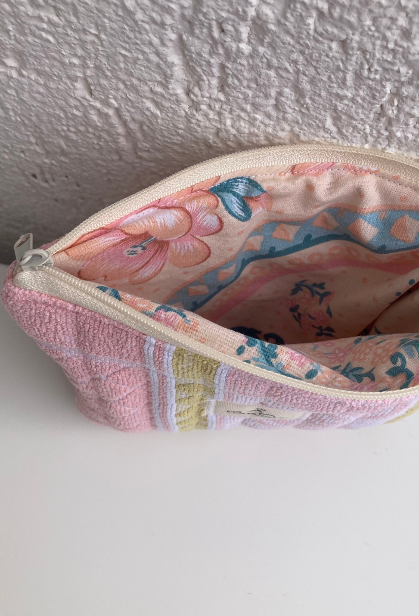 Flat Pink-Orange Vintage Pouch - Image 2