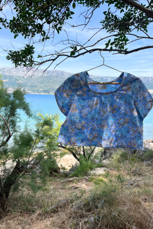 Flowery Tulip Sleeves Top